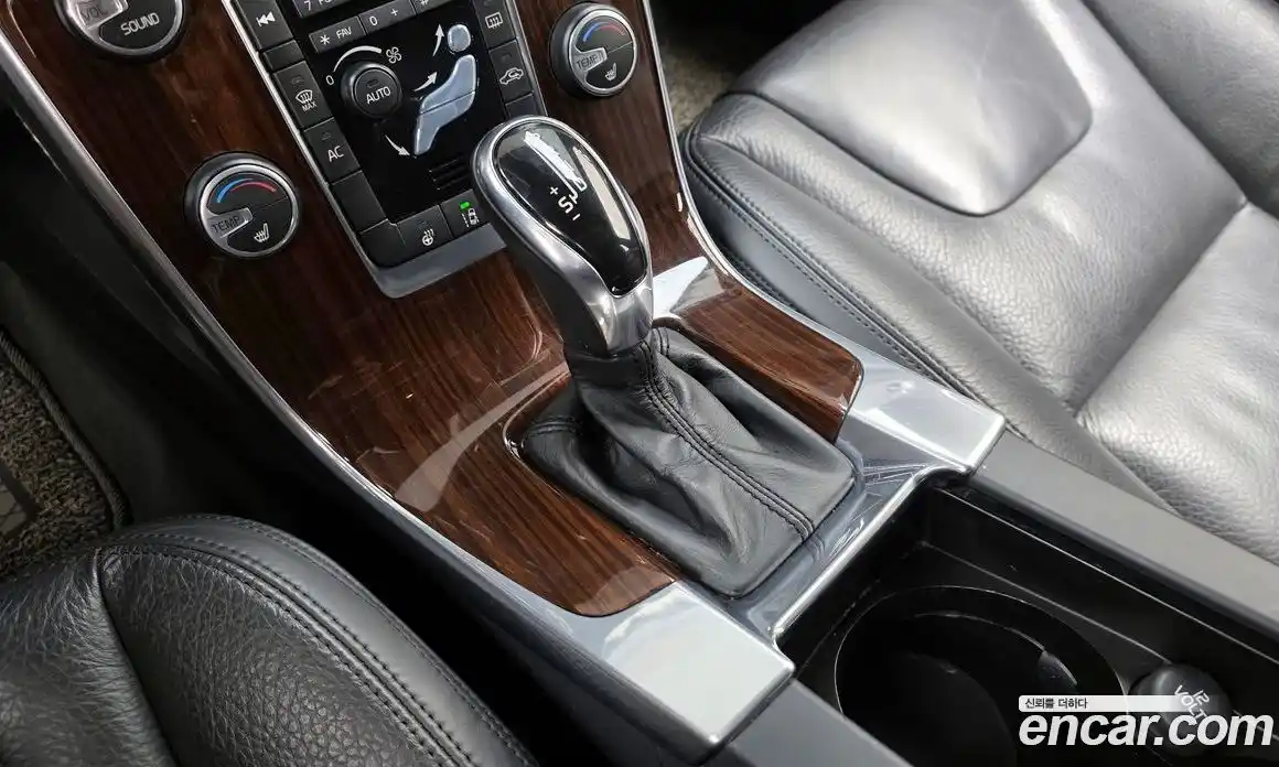 Volvo S60 2014 2.0 Автомат в Москве № 230569, фото 8