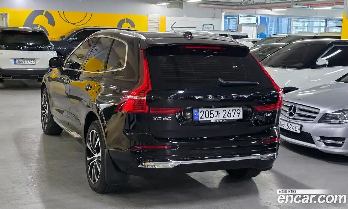 Volvo XC60 2024 2.0 Автомат в Москве № 230859, фото 17