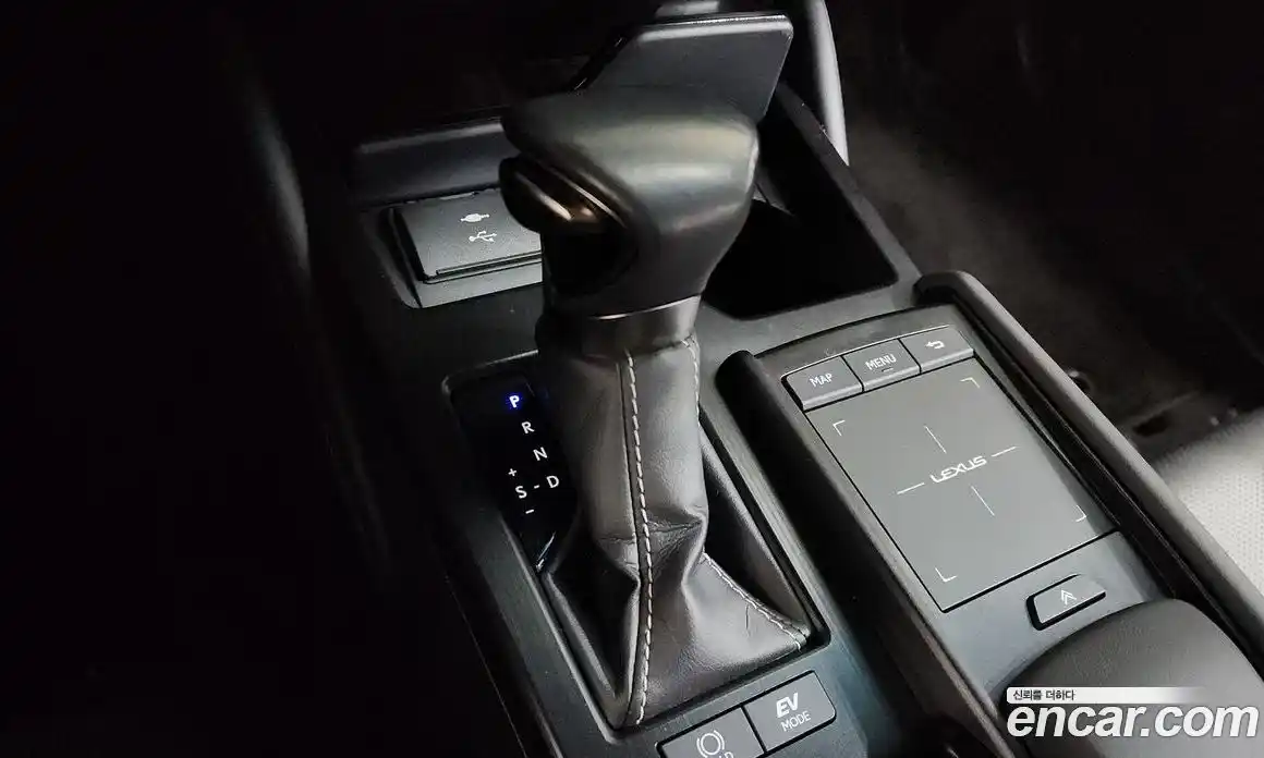 Lexus ES 2021 2.5 Автомат в Москве № 232056, фото 11