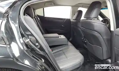 Lexus ES 2021 2.5 Автомат в Москве № 232056, миниатюра 2