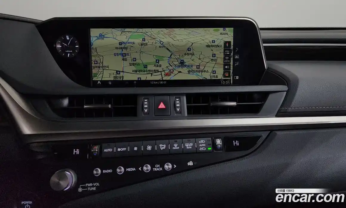 Lexus ES 2021 2.5 Автомат в Москве № 232056, фото 4