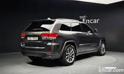 Jeep Cherokee 2017 3.6 Автомат в Москве № 232658, миниатюра 2