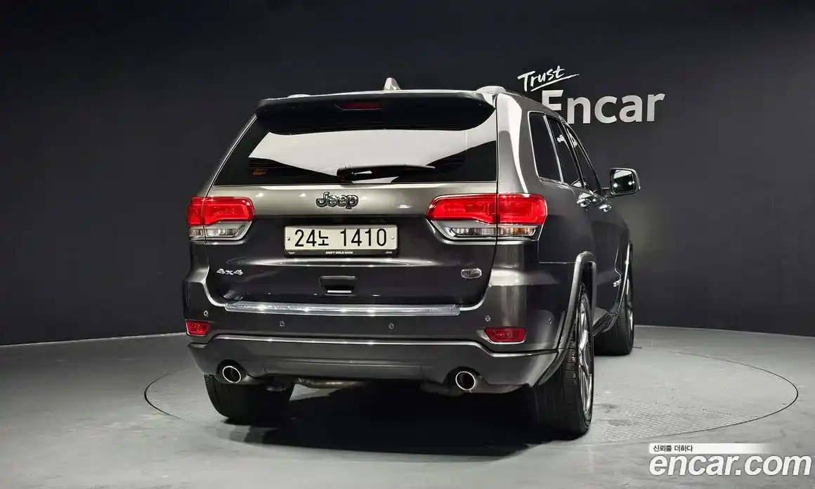 Jeep Cherokee 2017 3.6 Автомат в Москве № 232658, фото 4