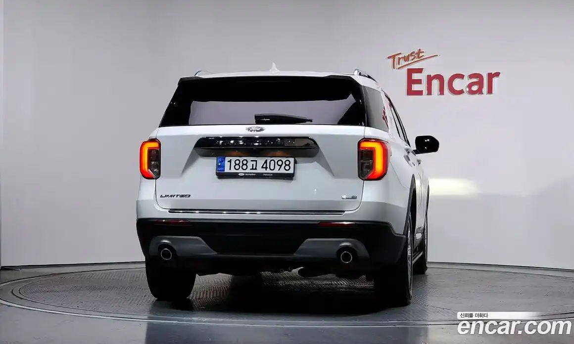 Ford Explorer 2020 2.3 Автомат в Москве № 233263, фото 1