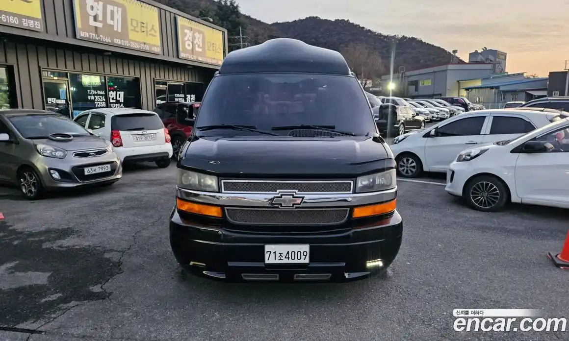 Chevrolet Express Van 2013 6.0 Автомат в Москве № 235646, фото 2
