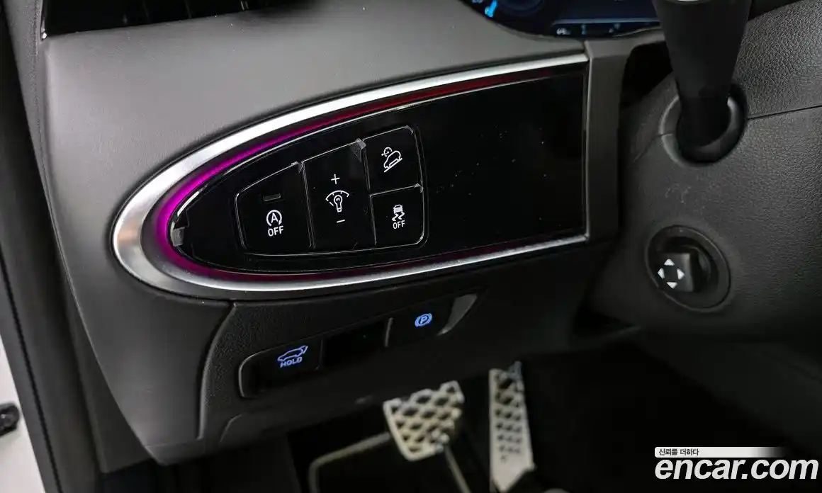 Genesis GV70 2024 2.5 Автомат в Москве № 24428, фото 3