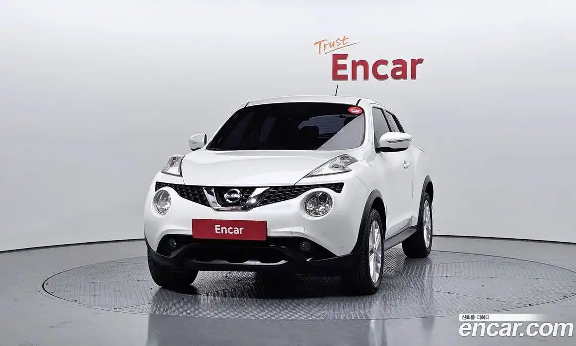 Nissan Juke 2016 1.6 Автомат в Москве № 248636, фото 13