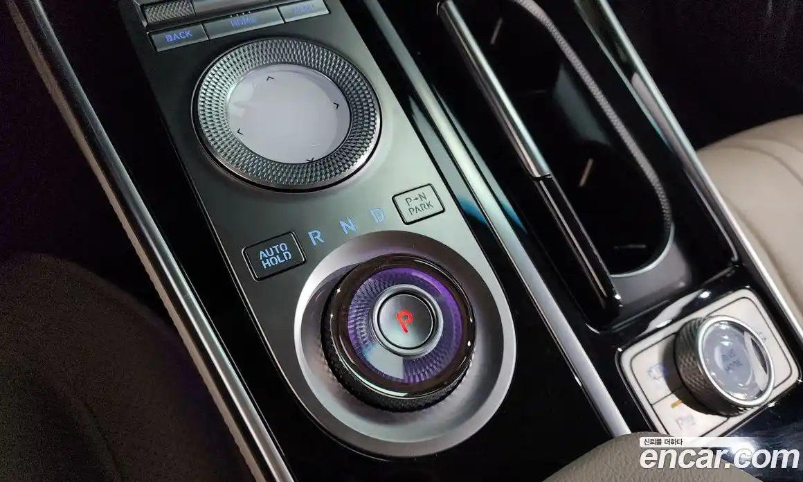 Genesis GV80 2022 2.5 Автомат в Москве № 25494, фото 18