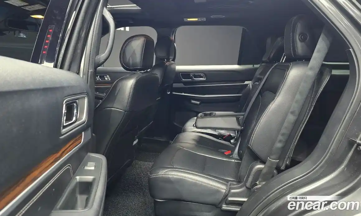 Ford Explorer 2016 2.3 Автомат в Москве № 255692, фото 14