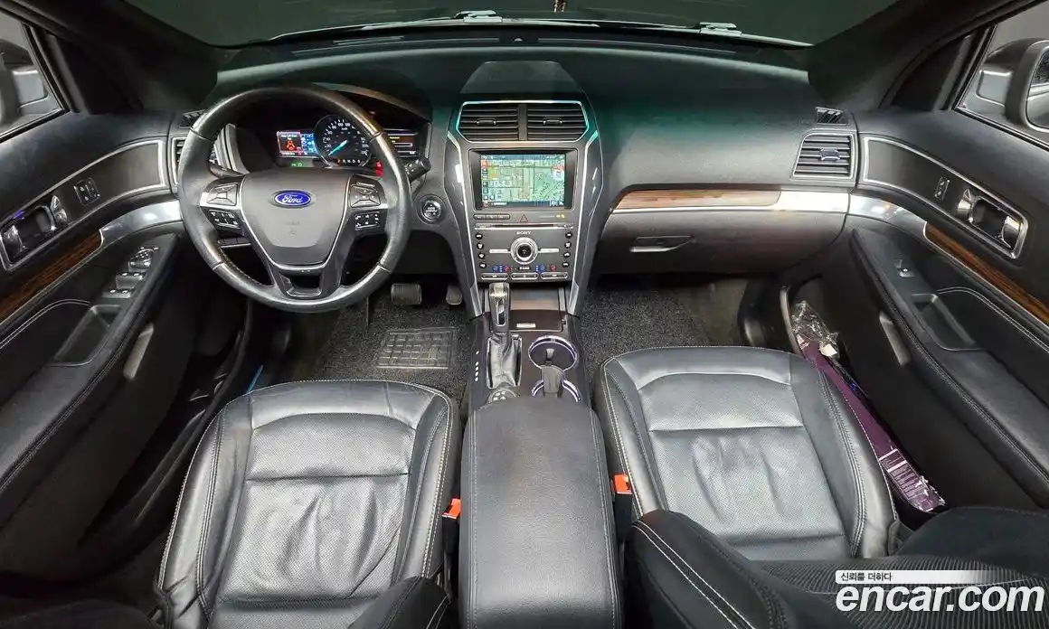 Ford Explorer 2016 2.3 Автомат в Москве № 255692, фото 17