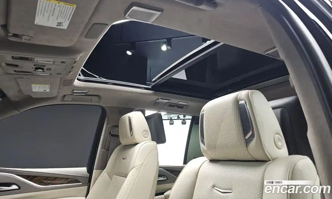 Cadillac Escalade 2021 6.2 Автомат в Москве № 256491, фото 17