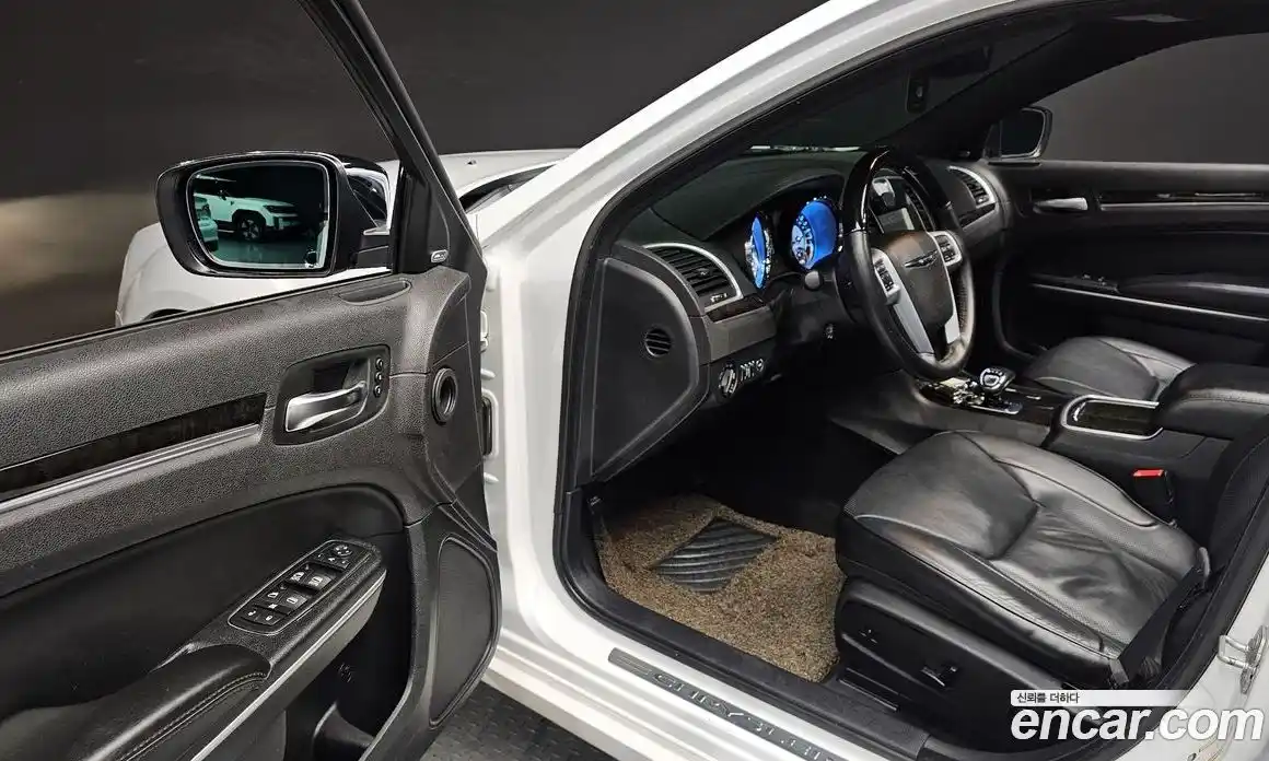 Chrysler 300C 2014 3.6 Автомат в Москве № 256751, фото 11