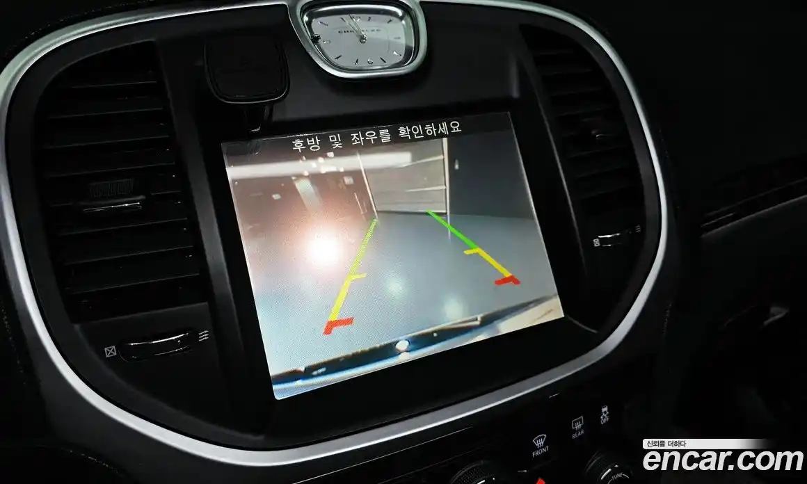 Chrysler 300C 2014 3.6 Автомат в Москве № 256751, фото 15