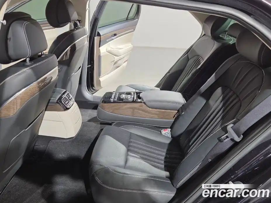 Genesis G90 2022 3.8 Автомат в Москве № 26405, фото 16