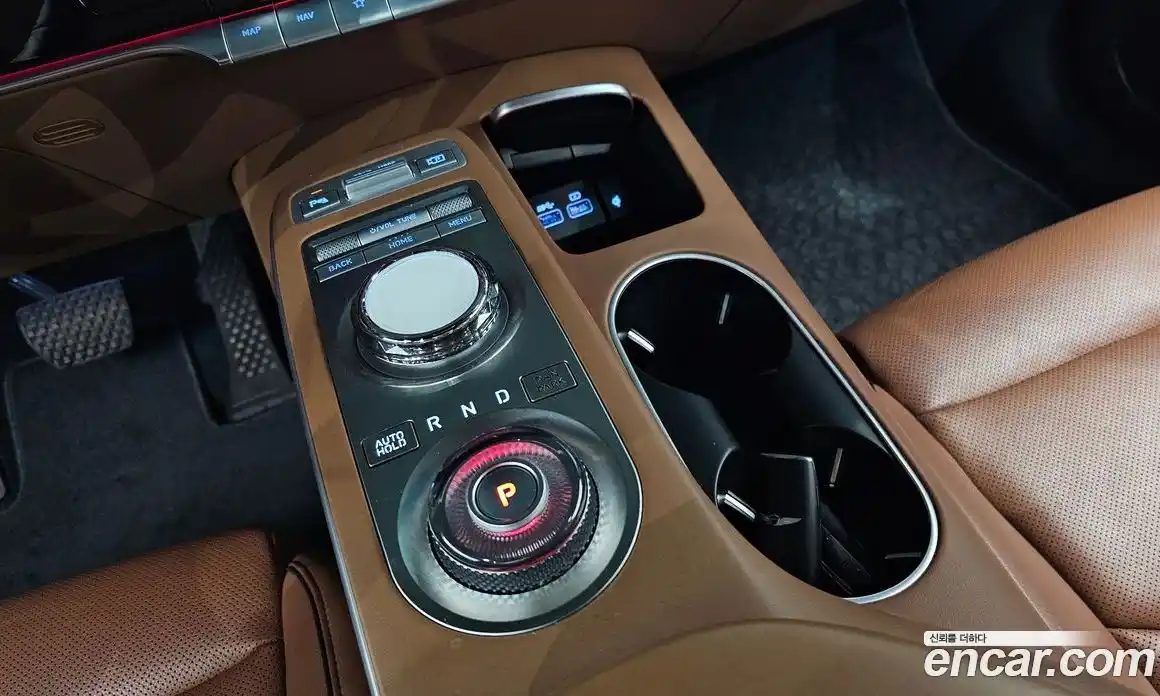 Genesis GV70 2022 2.5 Автомат в Москве № 27164, фото 11