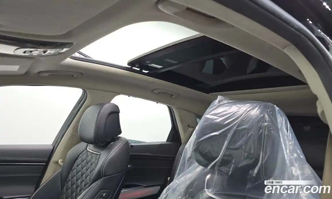 Genesis GV70 2022 0.1 Автомат в Москве № 27573, фото 17