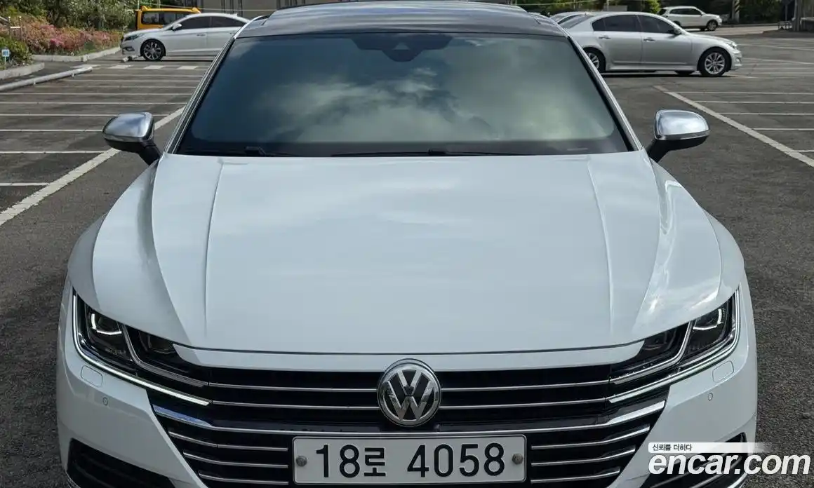 Volkswagen Arteon 2019 2.0 Автомат в Москве № 277919, фото 1