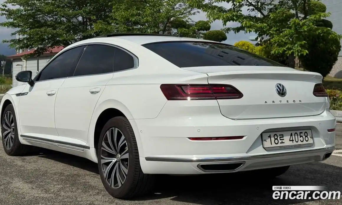 Volkswagen Arteon 2019 2.0 Автомат в Москве № 277919, фото 7