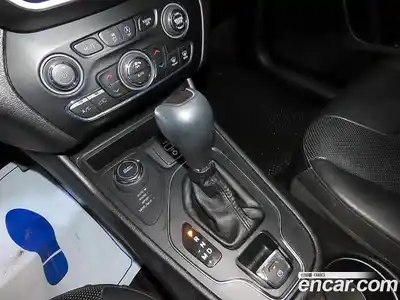 Jeep Cherokee 2019 2.4 Автомат в Москве № 279151, миниатюра 12