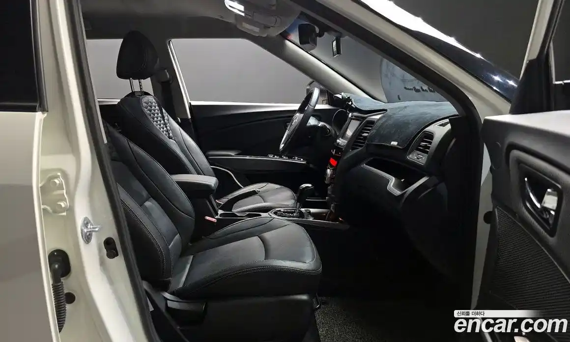 SsangYong TIBOLI 2018 1.6 Автомат в Москве № 28961, фото 14