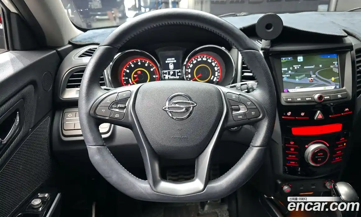 SsangYong TIBOLI 2018 1.6 Автомат в Москве № 28961, фото 2