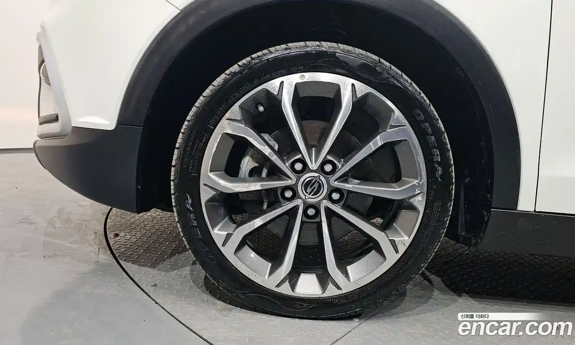 SsangYong TIBOLI 2017 1.6 Автомат в Москве № 29152, фото 5