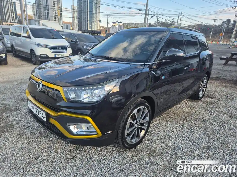 SsangYong TIBOLI 2016 1.6 Автомат в Москве № 291861, фото 2