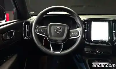 Volvo XC40 2024 0.2 Автомат в Москве № 293685, миниатюра 2