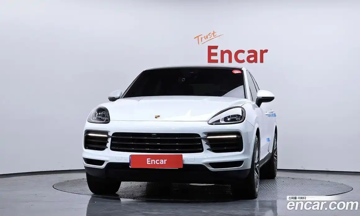 Porsche Cayenne 2021 3.0 Автомат в Москве № 294214, фото 1