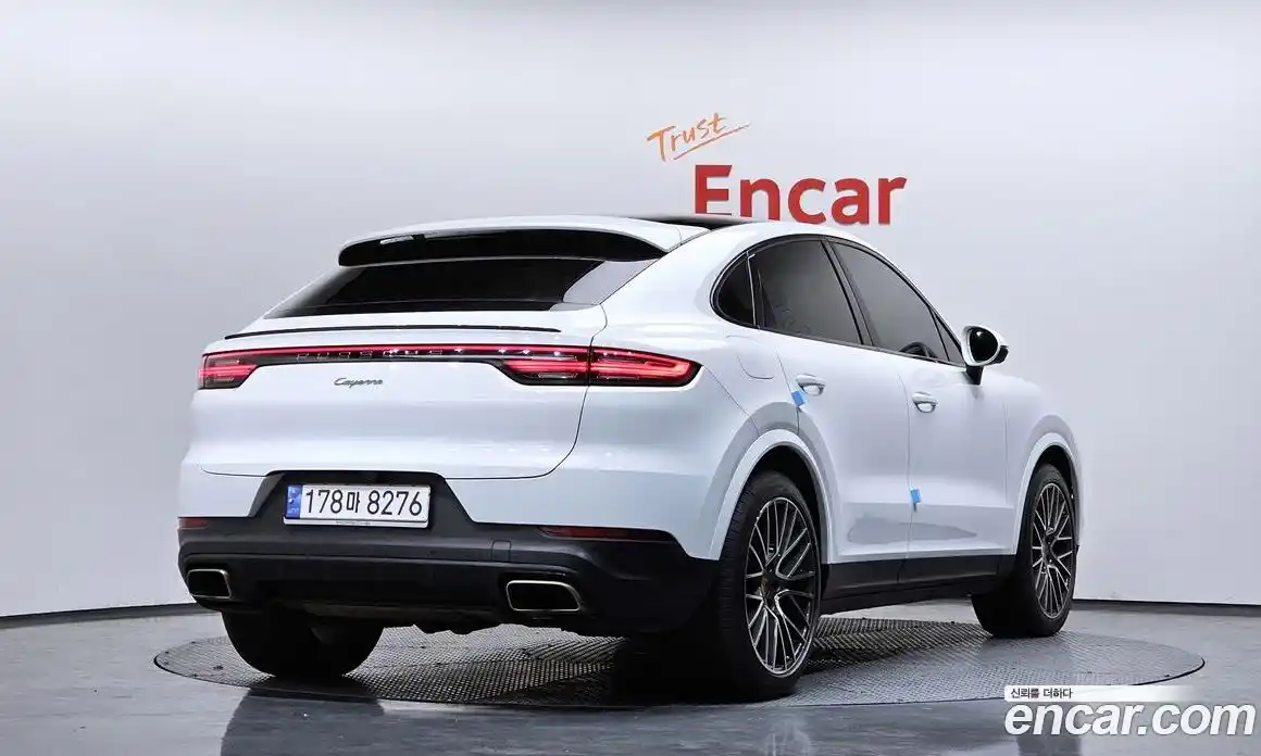 Porsche Cayenne 2021 3.0 Автомат в Москве № 294214, фото 16