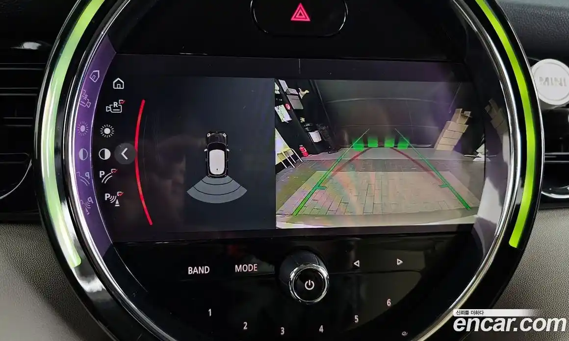 Mini Cooper 2022 1.5 Автомат в Москве № 299537, фото 15