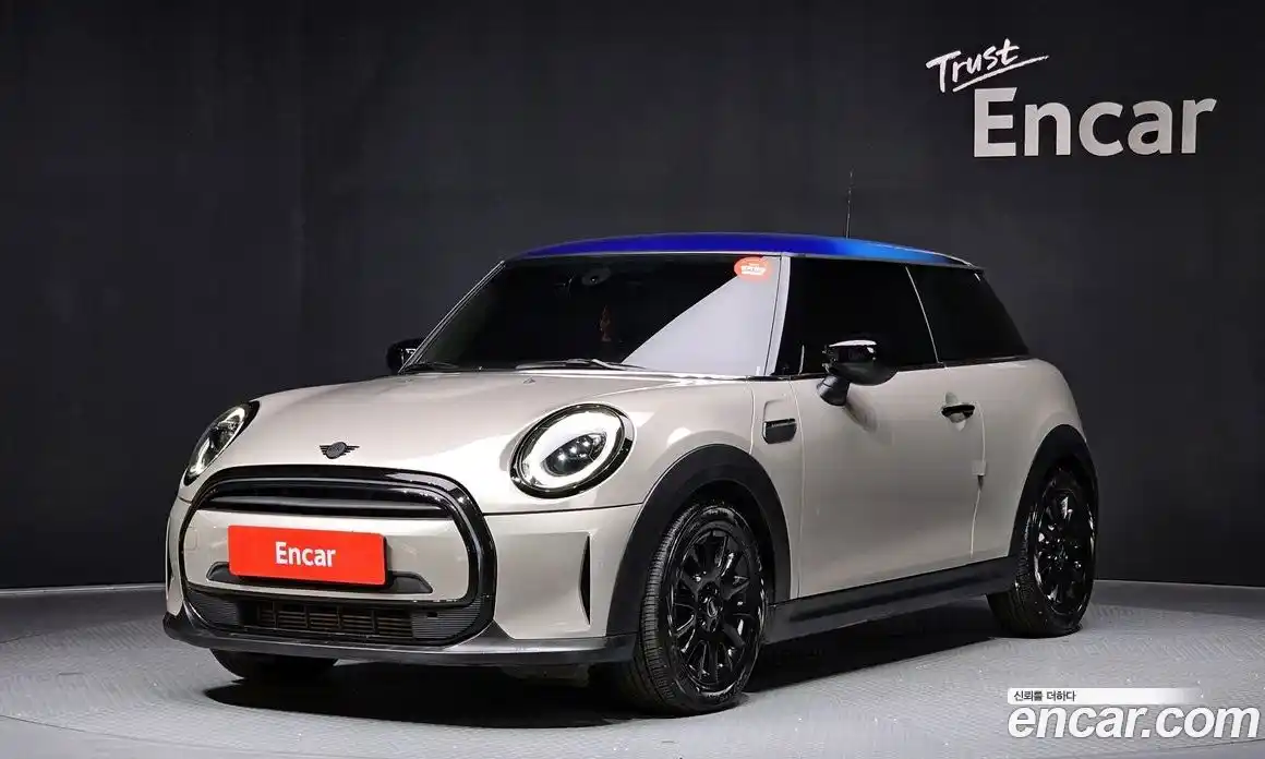 Mini Cooper 2022 1.5 Автомат в Москве № 299537, фото 17