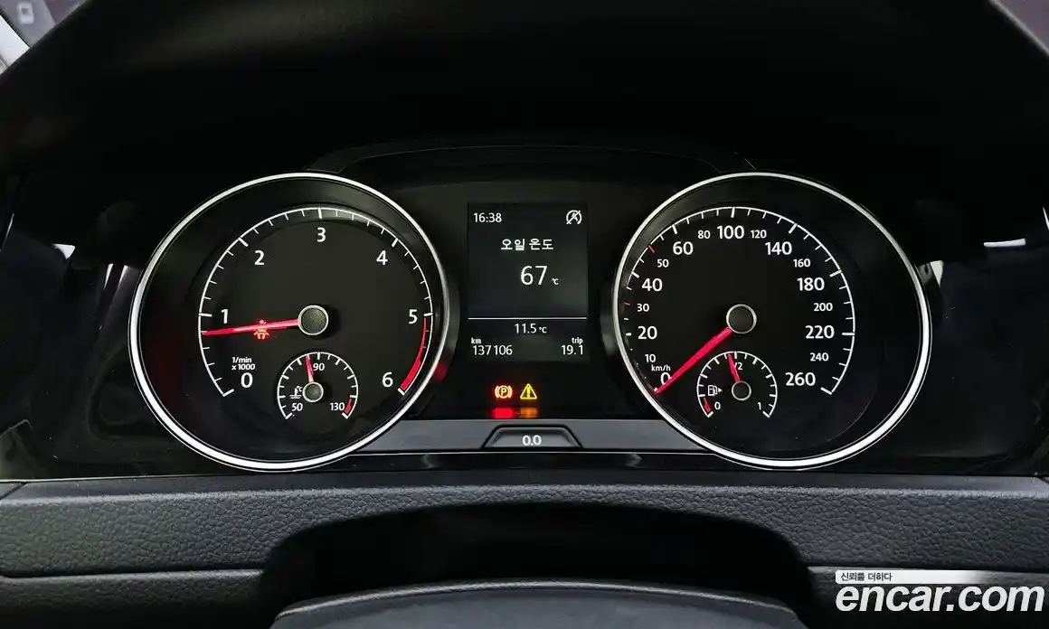 Volkswagen Golf 2016 2.0 Автомат в Москве № 301567, фото 19