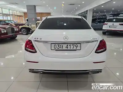 Mercedes-Benz E-Class 2018 3.0 Автомат в Москве № 307716, миниатюра 4