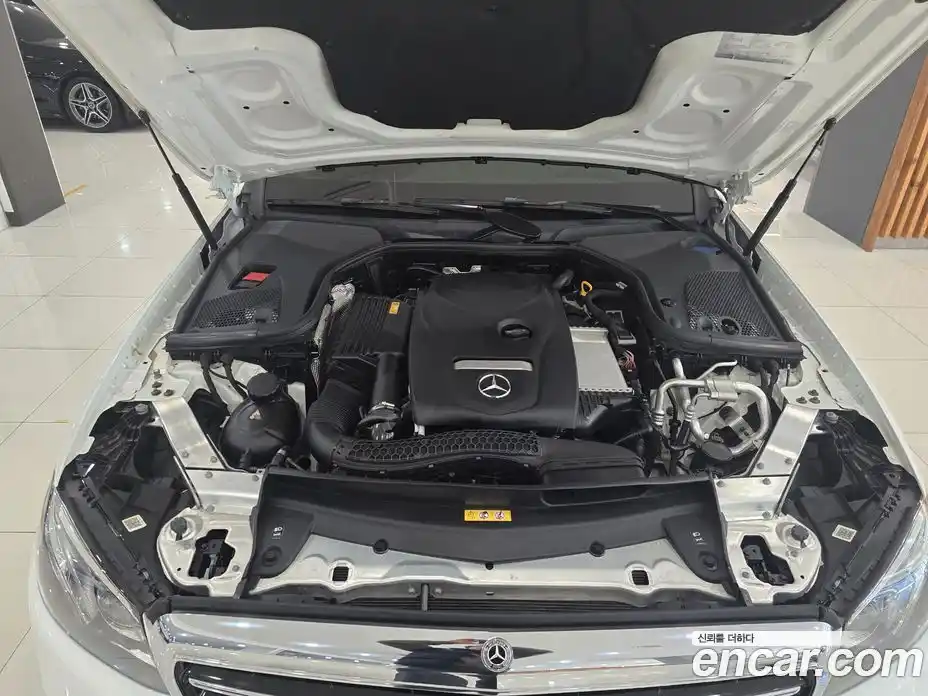 Mercedes-Benz E-Class 2018 3.0 Автомат в Москве № 307716, фото 6