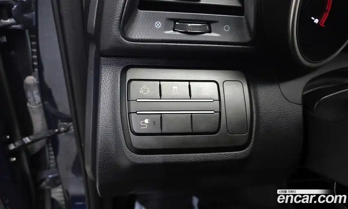 SsangYong TIBOLI 2016 1.6 Автомат в Москве № 31868, фото 18