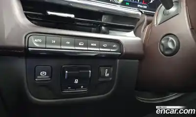 Cadillac Escalade 2021 6.2 Автомат в Москве № 320916, миниатюра 5