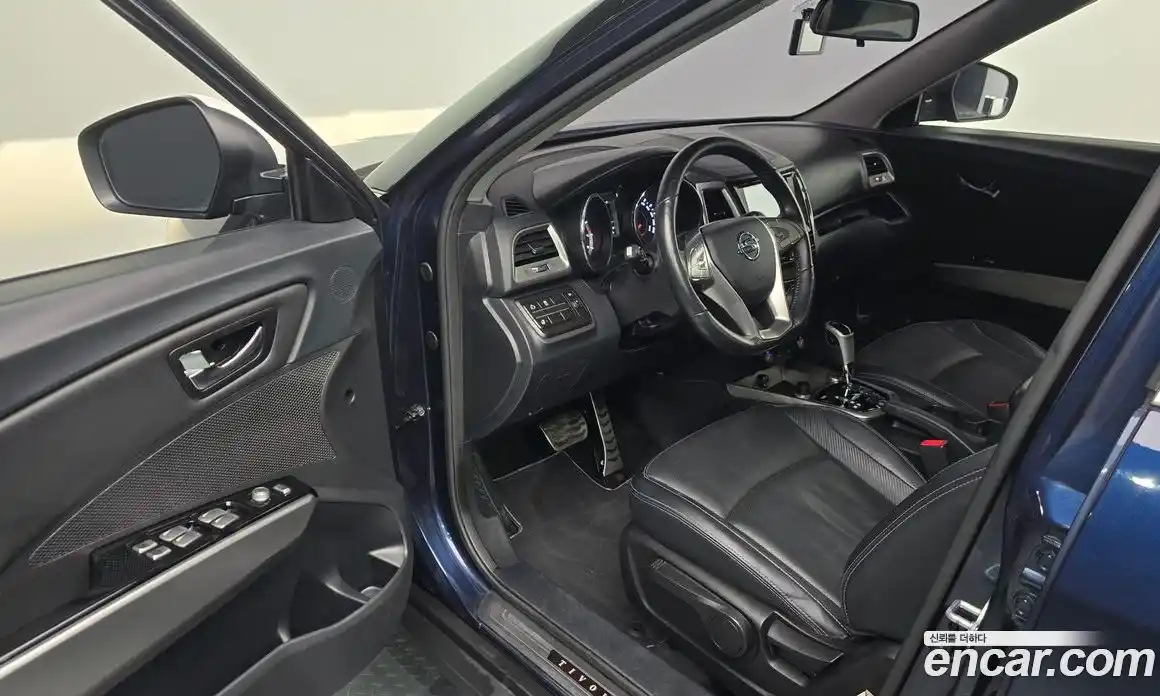 SsangYong TIBOLI 2016 1.6 Автомат в Москве № 32977, фото 1