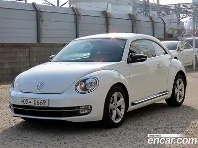 Volkswagen Beatle 2016 2.0 Автомат в Москве № 334535, миниатюра 2