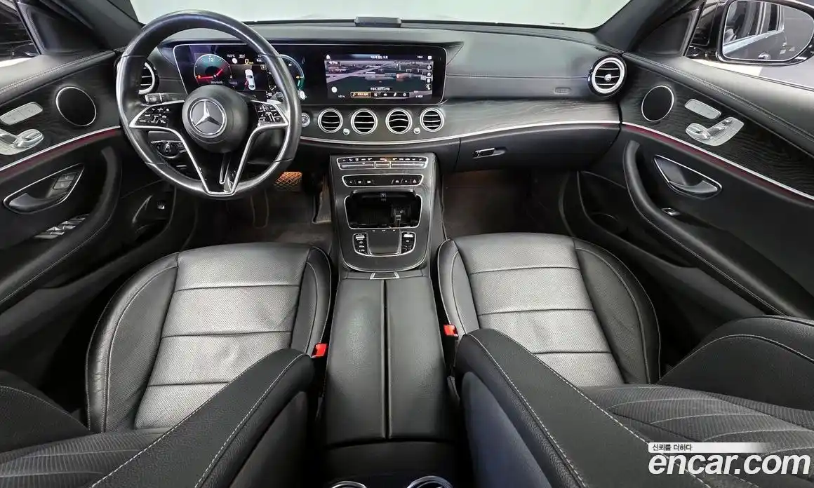 Mercedes-Benz E-Class 2023 2.0 Автомат в Москве № 340326, фото 19