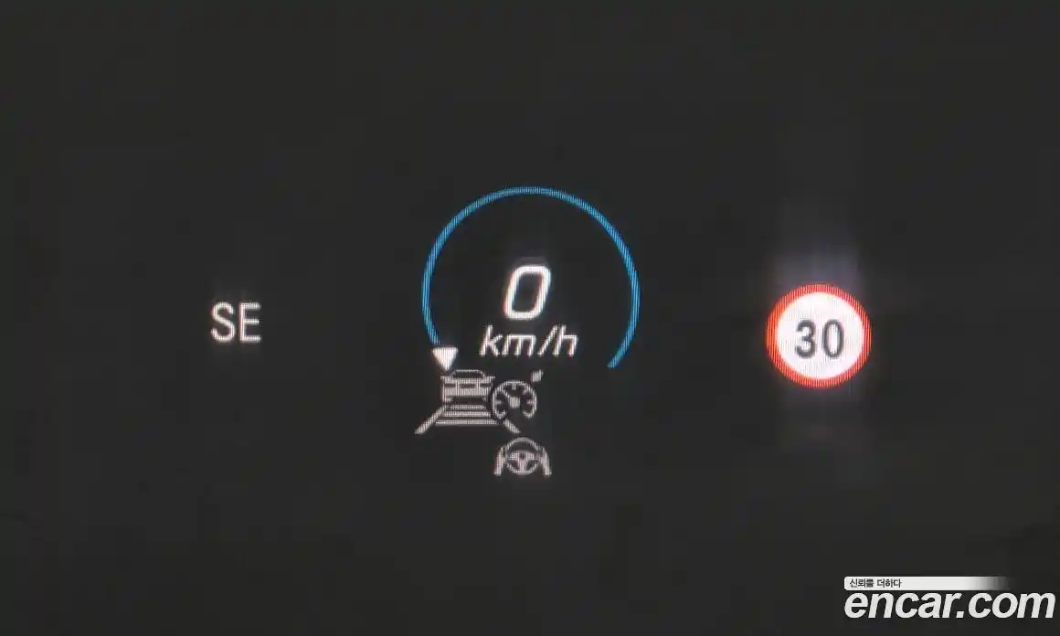 Mercedes-Benz E-Class 2023 2.0 Автомат в Москве № 340326, фото 6