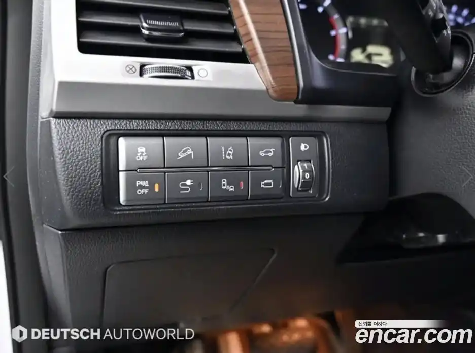 SsangYong Rexton 2018 2.2 Автомат в Москве № 342132, фото 17