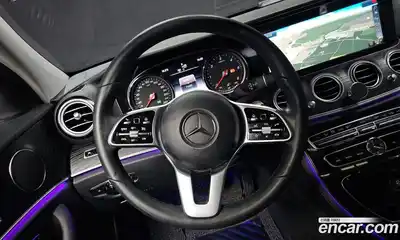 Mercedes-Benz E-Class 2019 1.9 Автомат в Москве № 342549, миниатюра 10