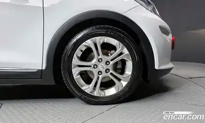Chevrolet Bolt EV 2018 0.2 Автомат в Москве № 354674, миниатюра 5