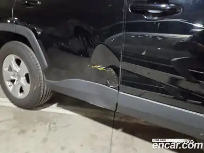 Toyota RAV4 2020 2.5 Автомат в Москве № 361281, миниатюра 11