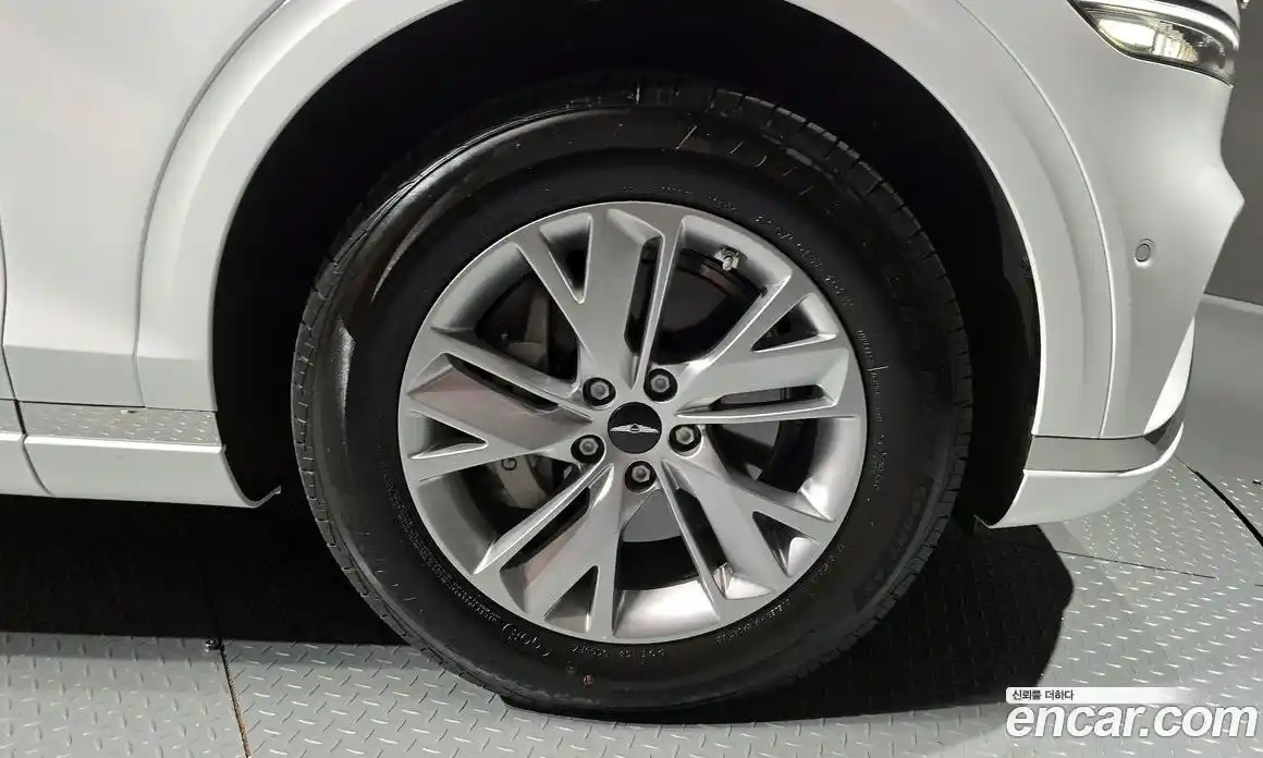 Genesis GV70 2025 2.5 Автомат в Москве № 364046, фото 5