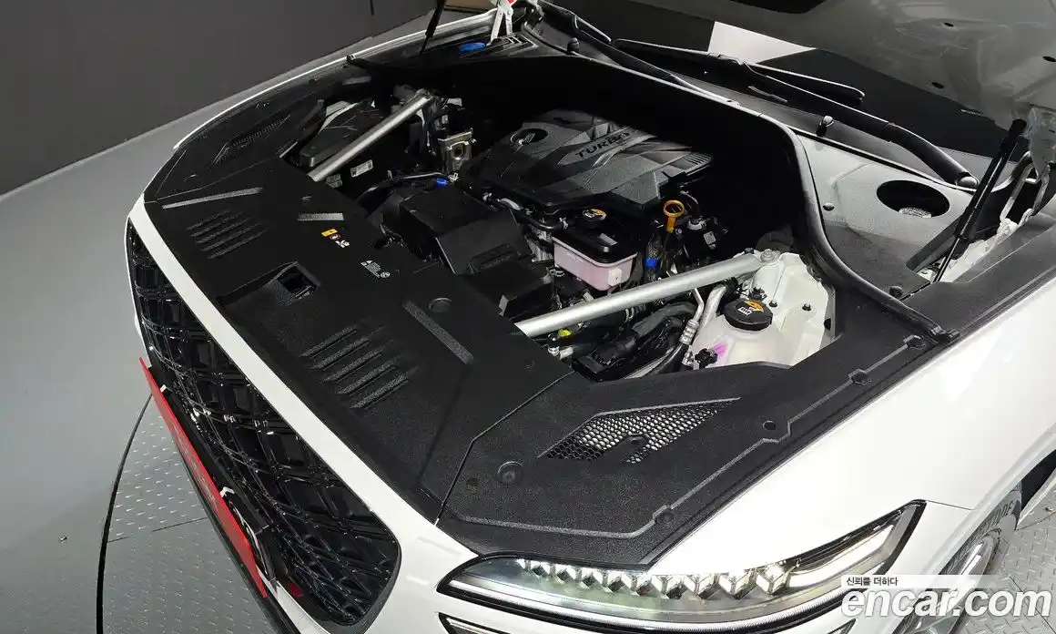 Genesis GV70 2025 2.5 Автомат в Москве № 364046, фото 6