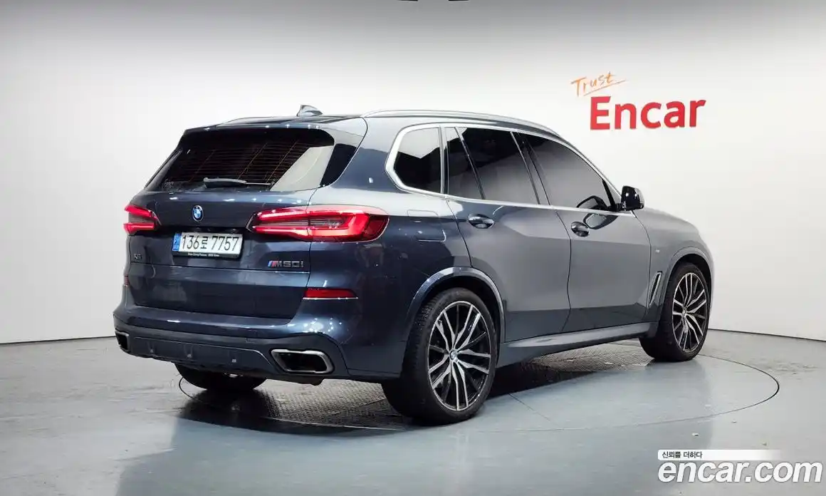 BMW X5 2022 4.4 Автомат в Москве № 365068, фото 2