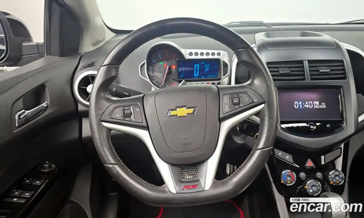 Chevrolet Aveo 2015 1.4 Автомат в Москве № 36658, фото 9