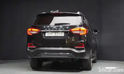 SsangYong Rexton 2018 2.2 Автомат в Москве № 366889, миниатюра 4